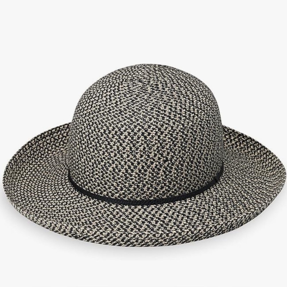 Wallaroo Amelia UPG50+ hat NWT